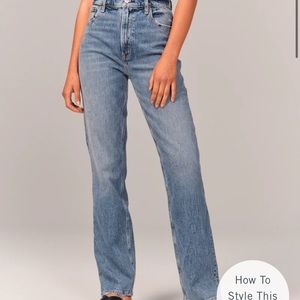 Abercrombie & Fitch 90s High Rise in Medium Wash